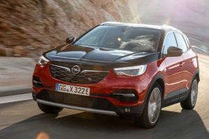 Opel випустив перший підключаємий гібрид