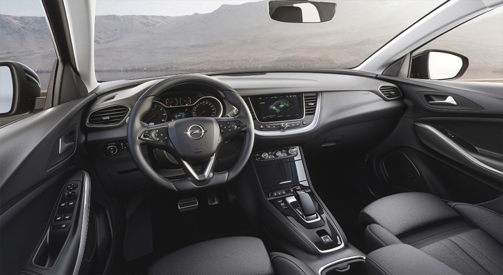 Opel випустив перший підключаємий гібрид