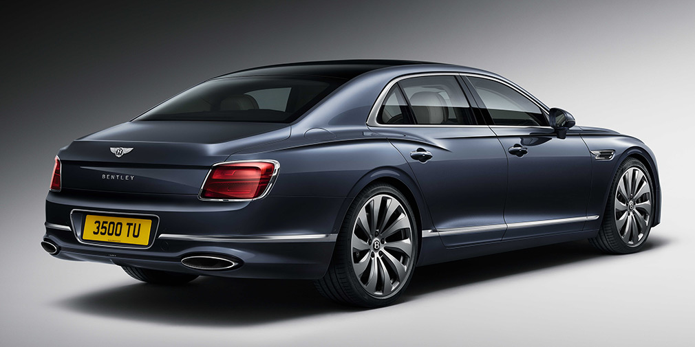 Bentley представив новий Flying Spur