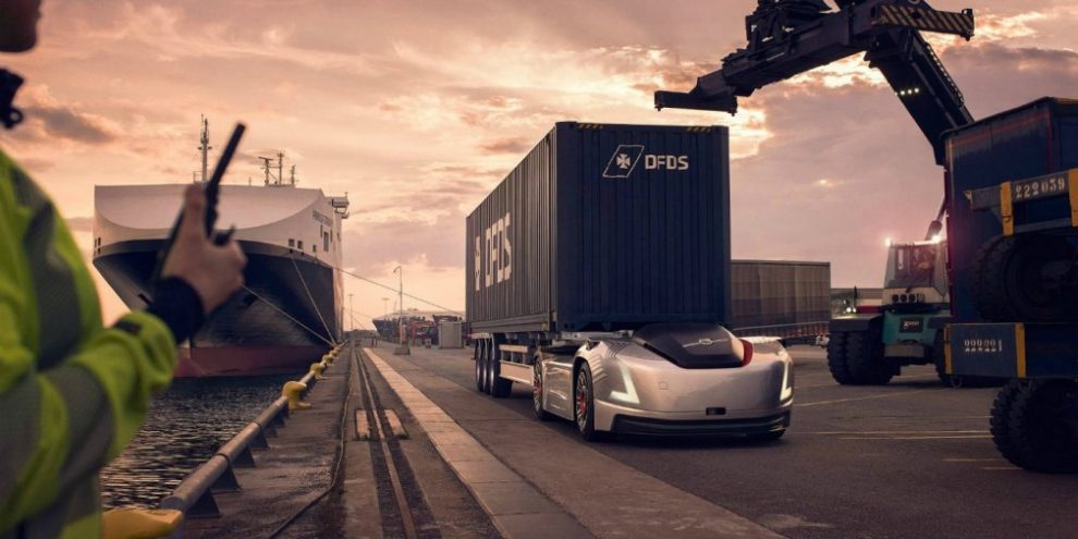 Відео: безпілотники Volvo без кабіни перевозять контейнери в порту