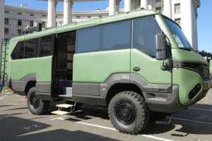 Українські військові отримають унікальні автобуси 4х4