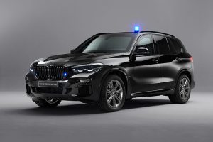 BMW X5 захистили від пострілів з Калашникова