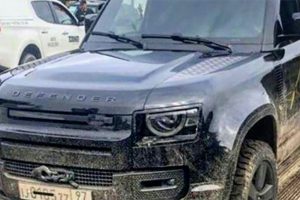 Новий Land Rover Defender знявся у фільмі про Джеймса Бонда