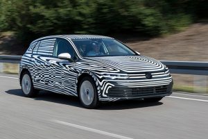 Volkswagen вивів на фінальні тести новий Golf