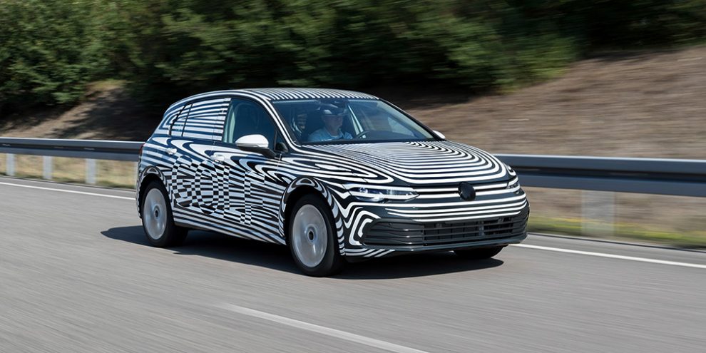 Volkswagen вивів на фінальні тести новий Golf