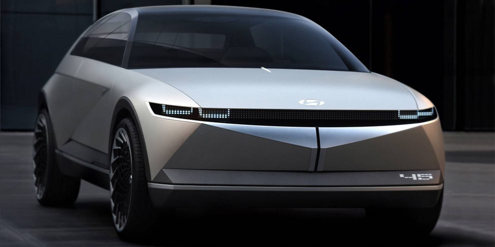 Hyundai показала дизайн майбутніх електрокарів на ретро-концепті