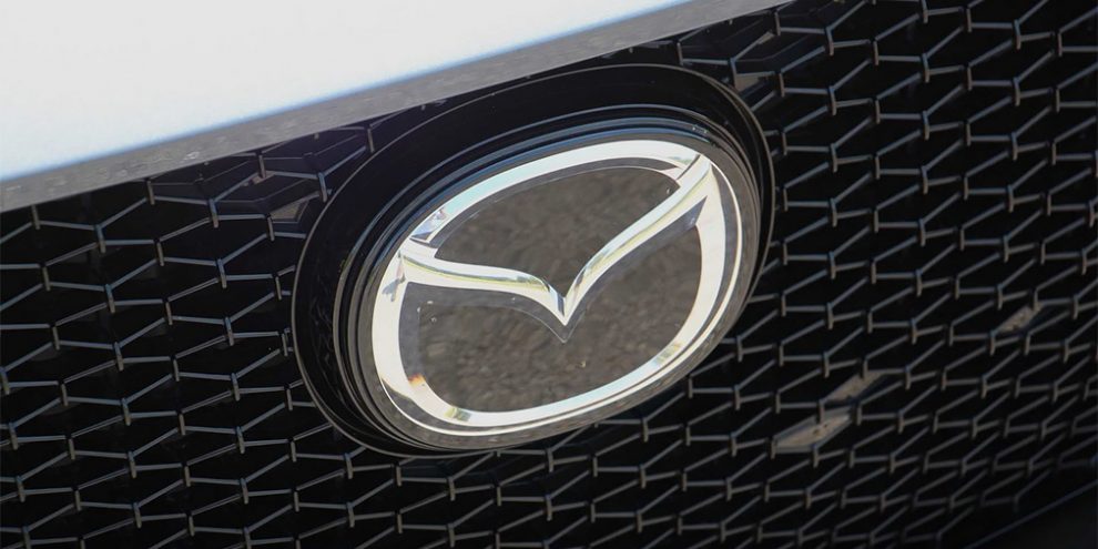 Названа дата прем'єри першого електрокара Mazda