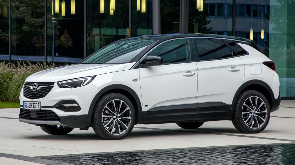Opel Grandland X: незвична назва і крута динаміка