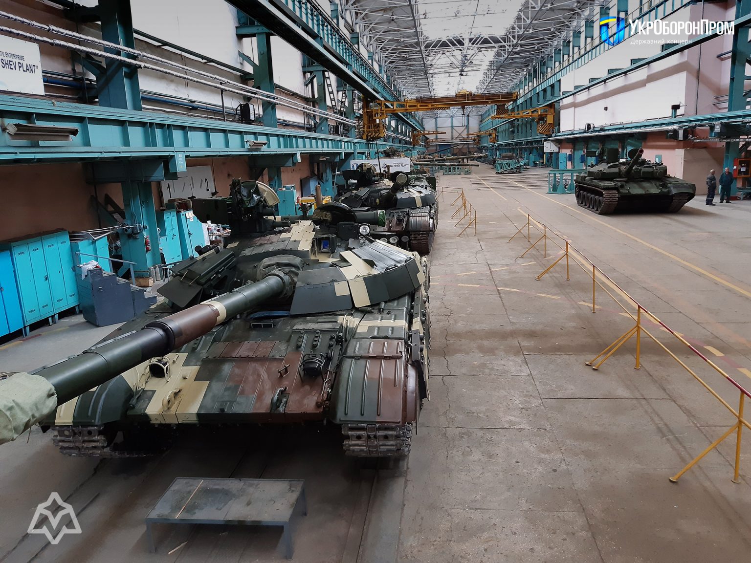Грізна зброя: ЗСУ передали нові танки