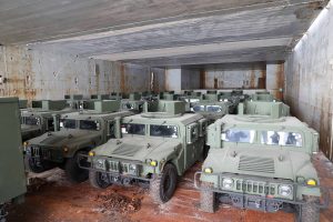 Зі США до України прибула партія HMMWV