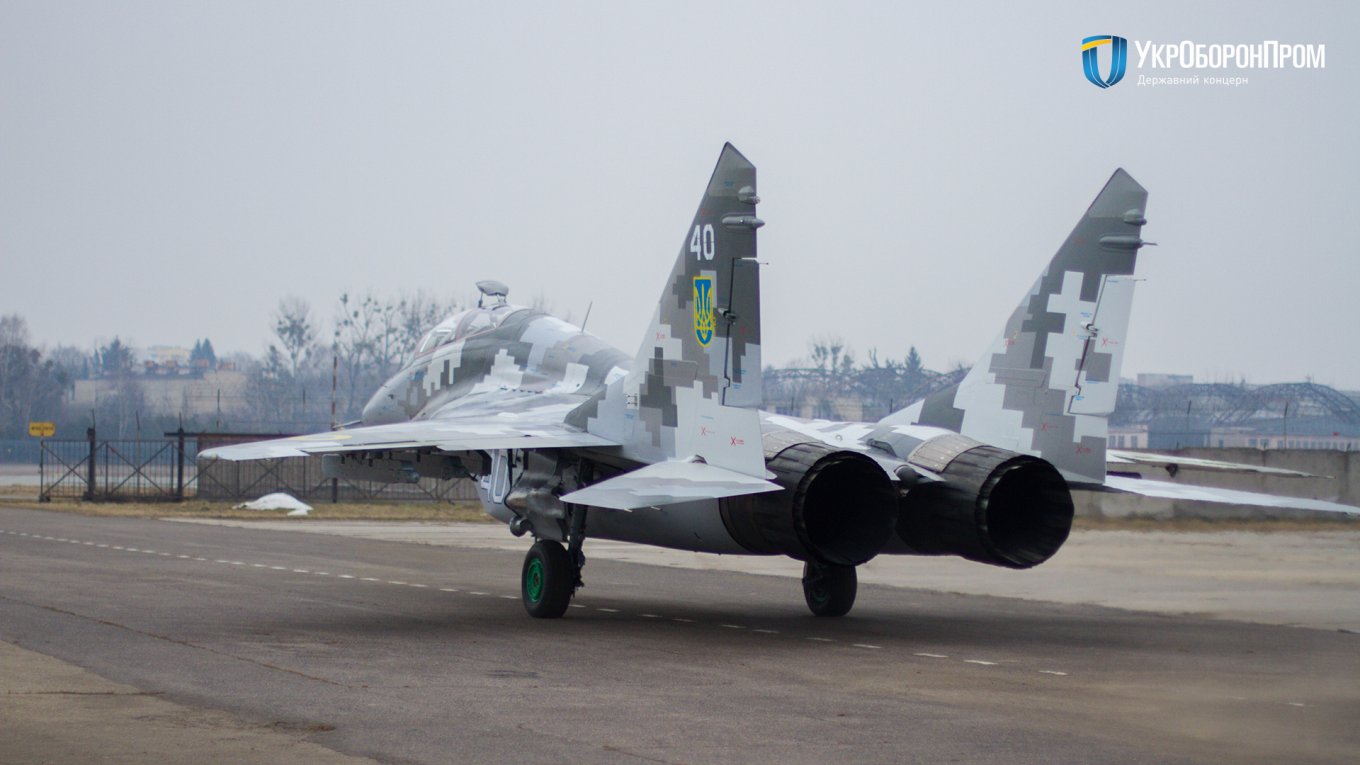 ЛДАРЗ передав ЗСУ черговий відновлений МіГ-29УБ: можливо останній на довгий період (відео)