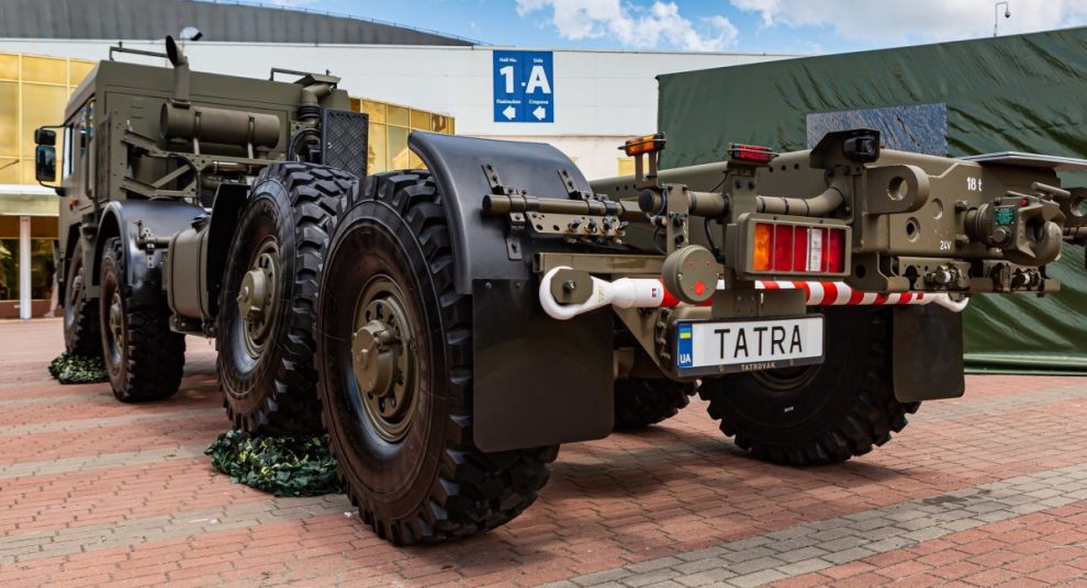 Tatra наступає: українські виробники військової техніки представили низку проєктів на новому шасі (фото)