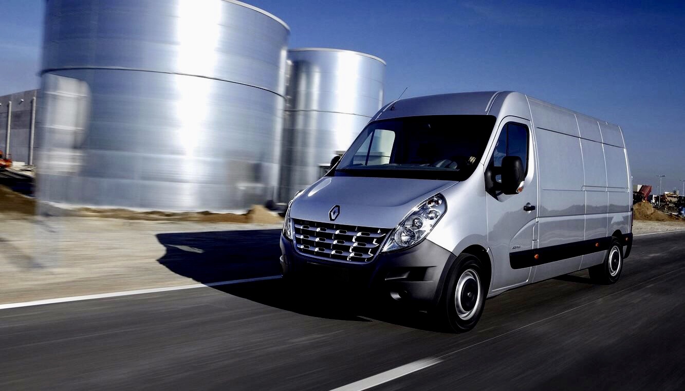 Бус. Renault Master фургон. Renault Master 2014. Renault Master van. Рено мастер 2013.